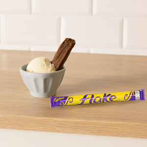 Cadbury Flake Chocolate Bar - 32g