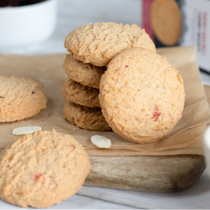 MacLean's Cherry Bakewell Luxury Biscuits 150g